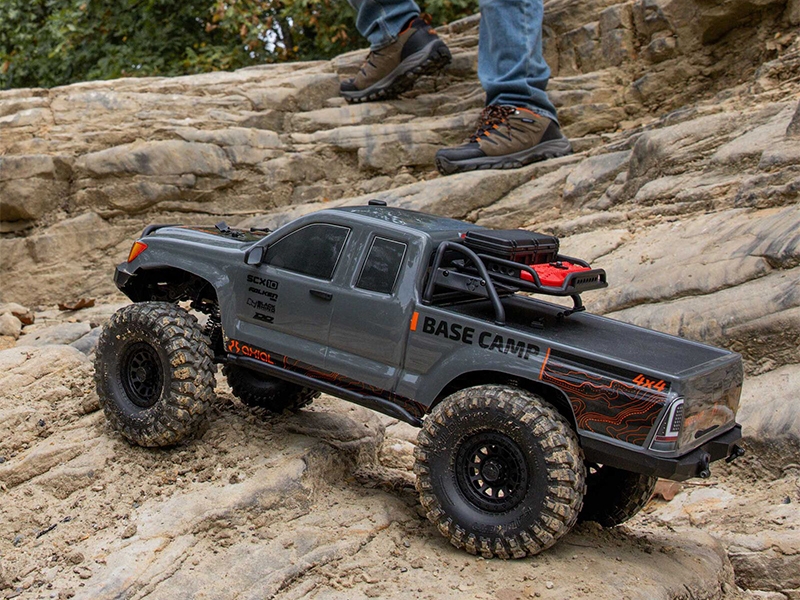 Axial 1/10 SCX10 III Base Camp 4X4 Rock Crawler RTR Grey C-AXI-1375T2