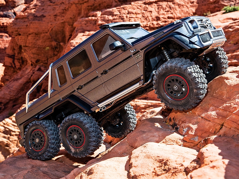 Traxxas TRX-6 Mercedes-Benz G 63 AMG XL-5 1:10 6x6 RTD Crawler - Silver  TRX88296-4-SLVR