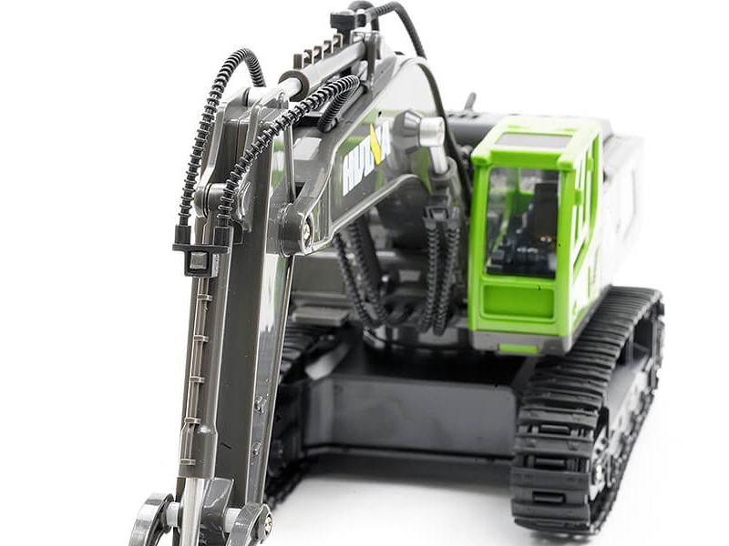 HuiNa 2.4G 11CH RC Excavator with Die Cast Bucket - Green CY1558G