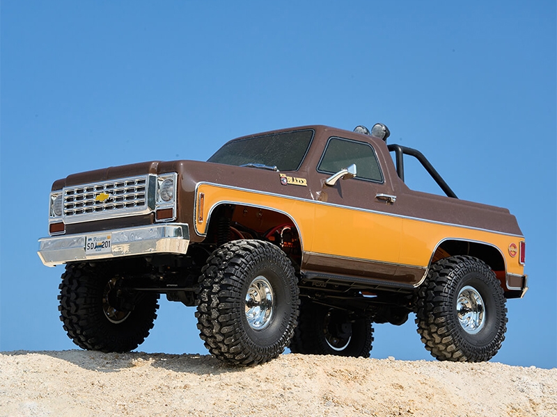 FMS FCX10 1:10 Chevrolet K5 Blazer RS Brown FMS11001RSBRGF