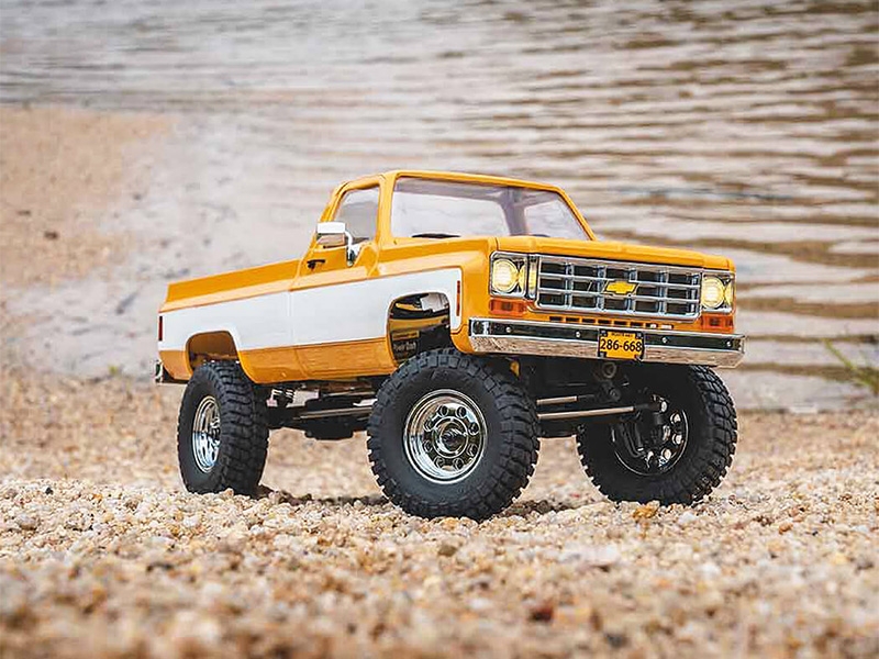 FMS FCX18 1/18 Chevrolet K10 RTR - Yellow FMS11851RTRYL