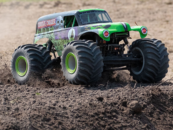 Losi store monster truck