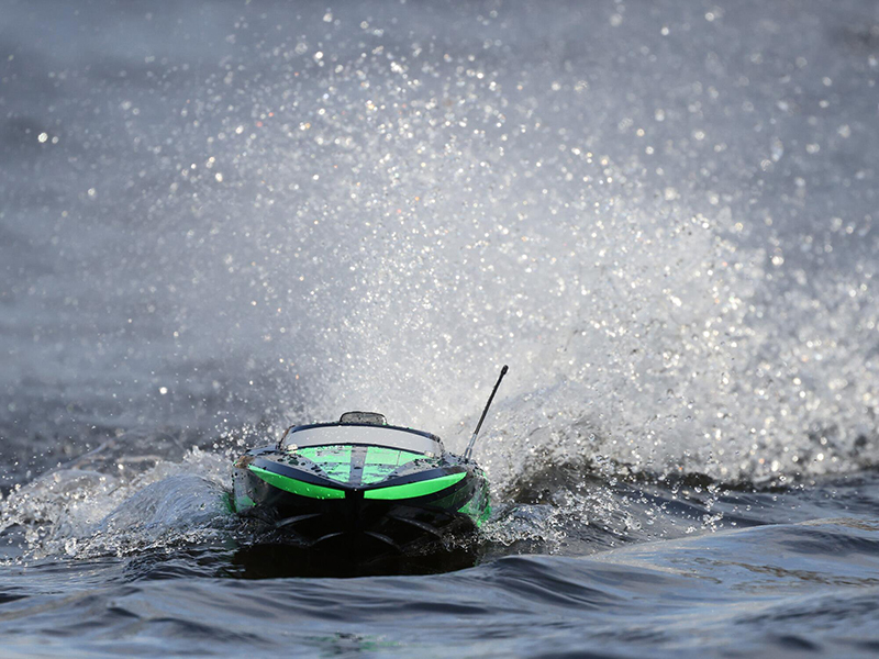 ProBoat Impulse 32 Brushless Deep-V RTR with Smart - Black/Green B-PRB08037T1