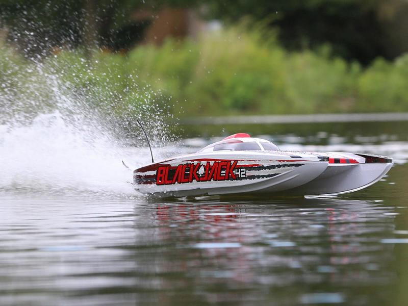 ProBoat Blackjack 42inch 8S Brushless Catamaran RTR - White/Red B-PRB08043T2