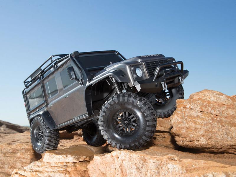 Traxxas TRX-4 Land Rover Defender 110  - Silver TRX82056-4-SLVR